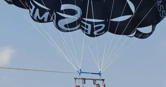 Parachute ascentionnel duo Parachute ascentionnel duo