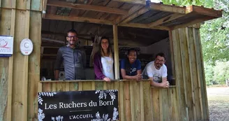 Photo Equipe des Ruchers du Born (Copier) Photo Equipe des Ruchers du Born (Copier)